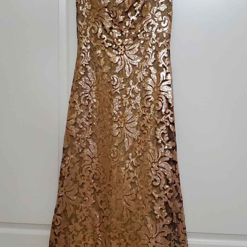 Tadashi Shoji Odette Off-shoulder Sequin Column Gown